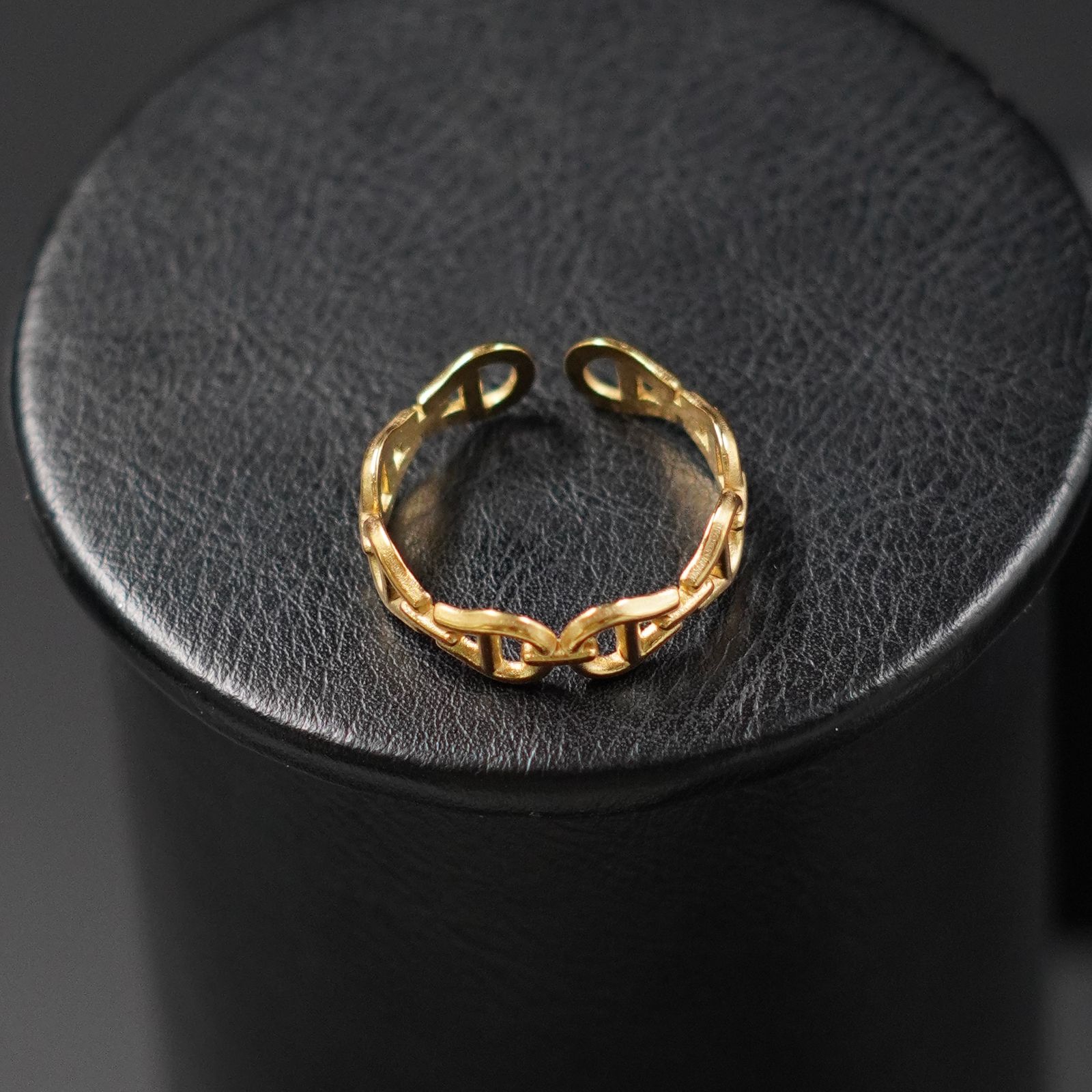 Miniatura 2 de Anillo Tipo Cartier Dorada